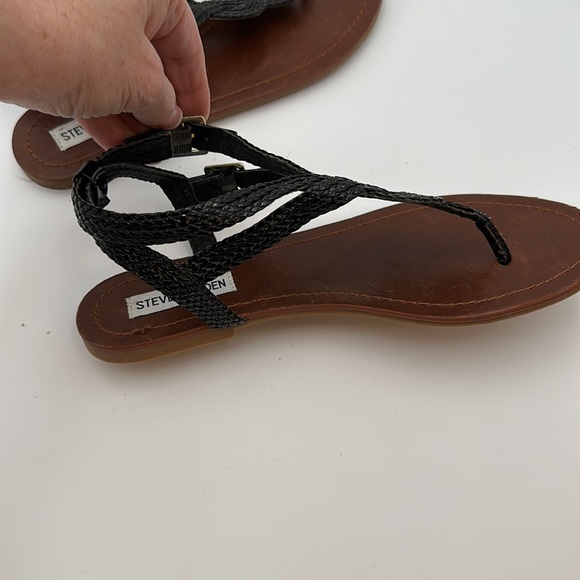 Steve Madden  Womens' Braided Roman Gladiator Flat Sandal Thong Sandals - Picture 11 of 13